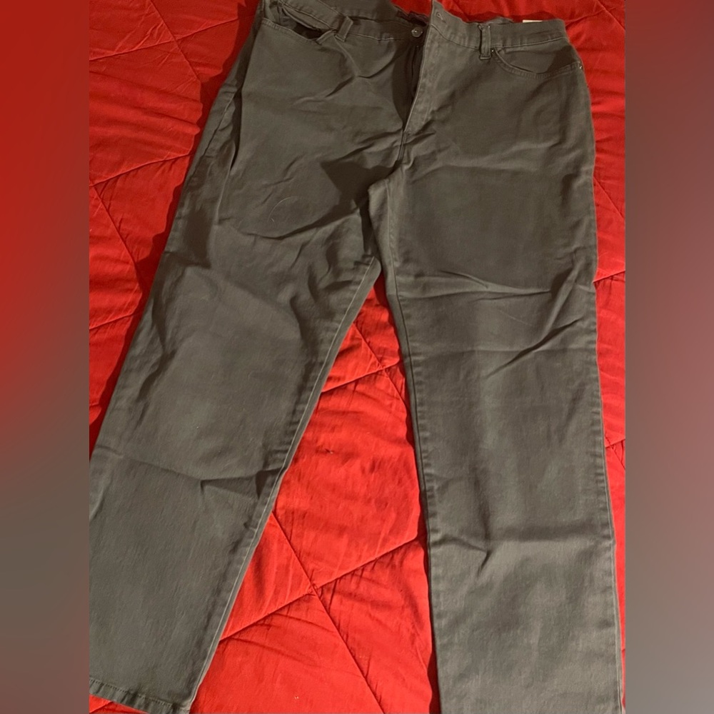 Gloria Vanderbilt Women’s Jeans - Size 18 Short